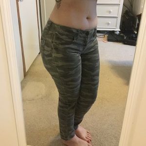 Camo jeggings from American Eagle!